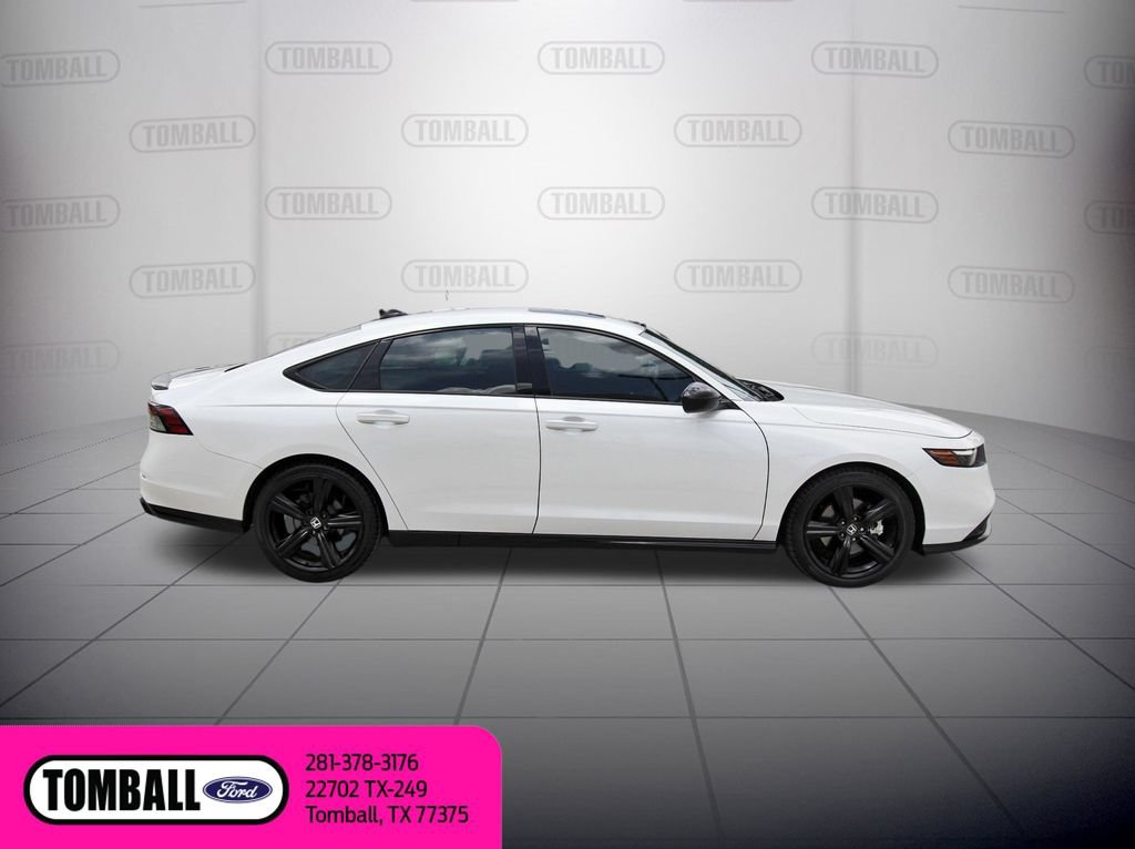 Used 2024 Honda Accord Sport image 8