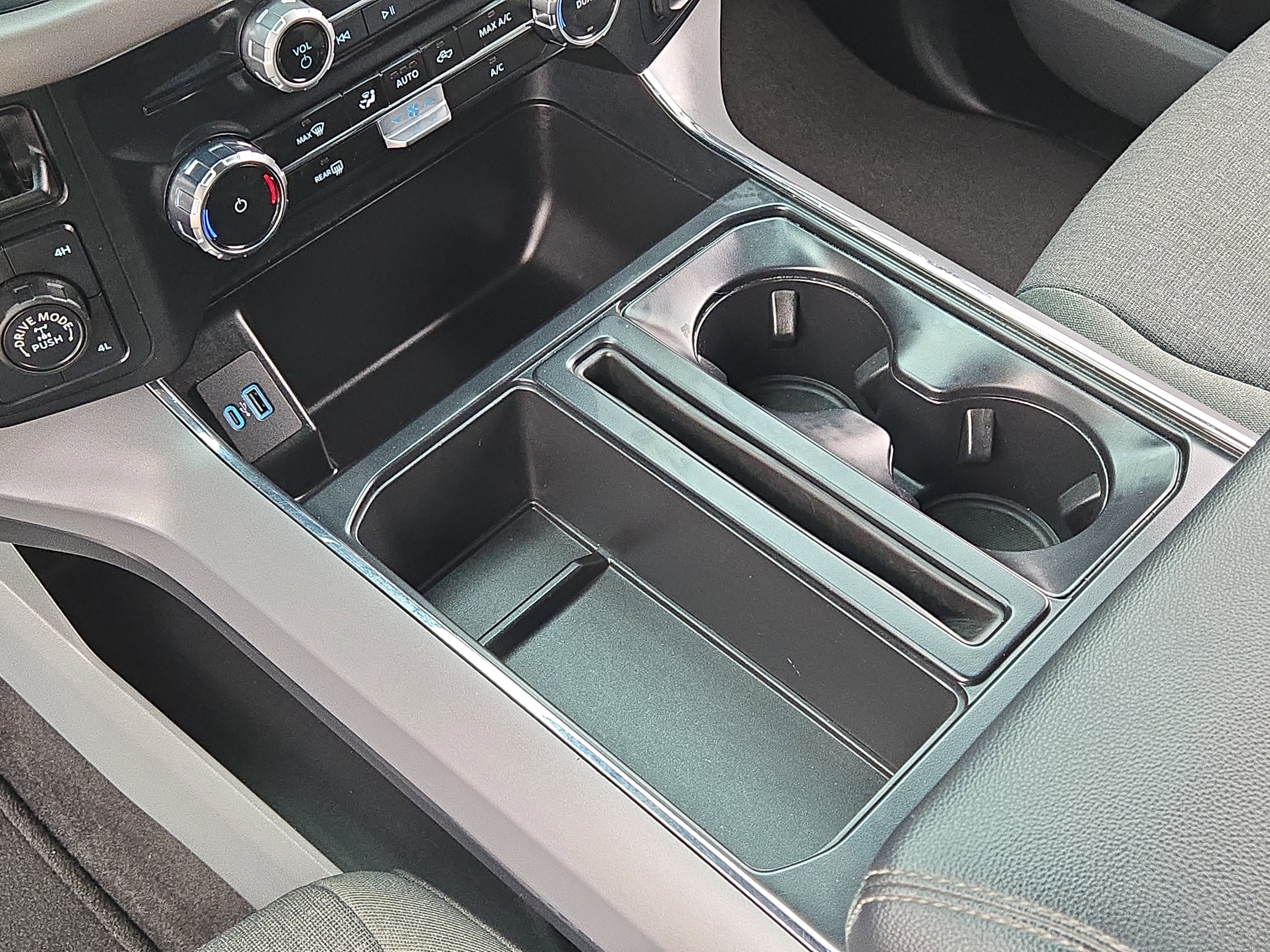 Certified 2024 Ford F150 XLT w/ Mobile Office Package image 29