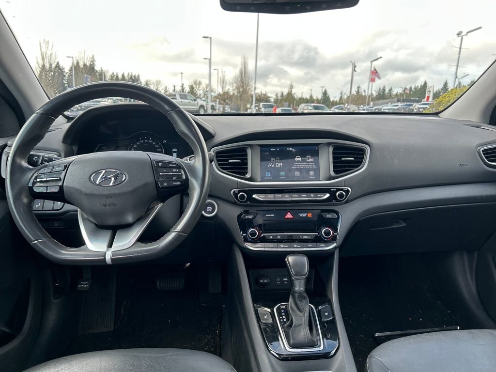 Used 2017 Hyundai Ioniq Limited image 6