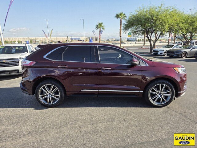 Certified 2019 Ford Edge Titanium w/ Equipment Group 301A FWD image 8