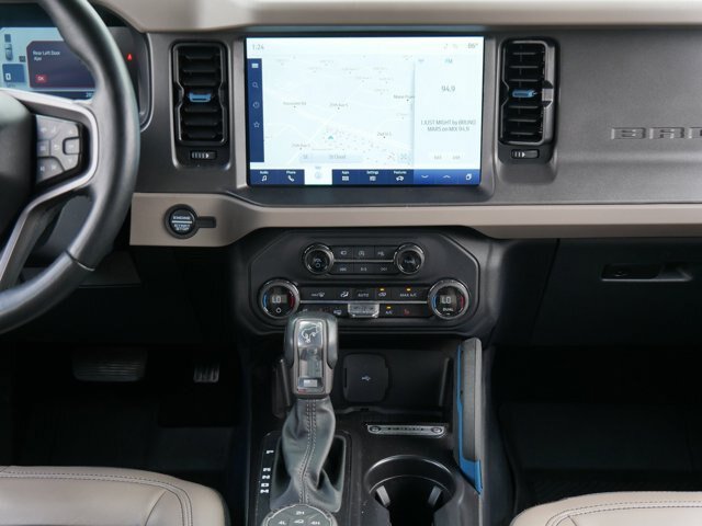 Certified 2024 Ford Bronco Wildtrak AWD/4WD image 15