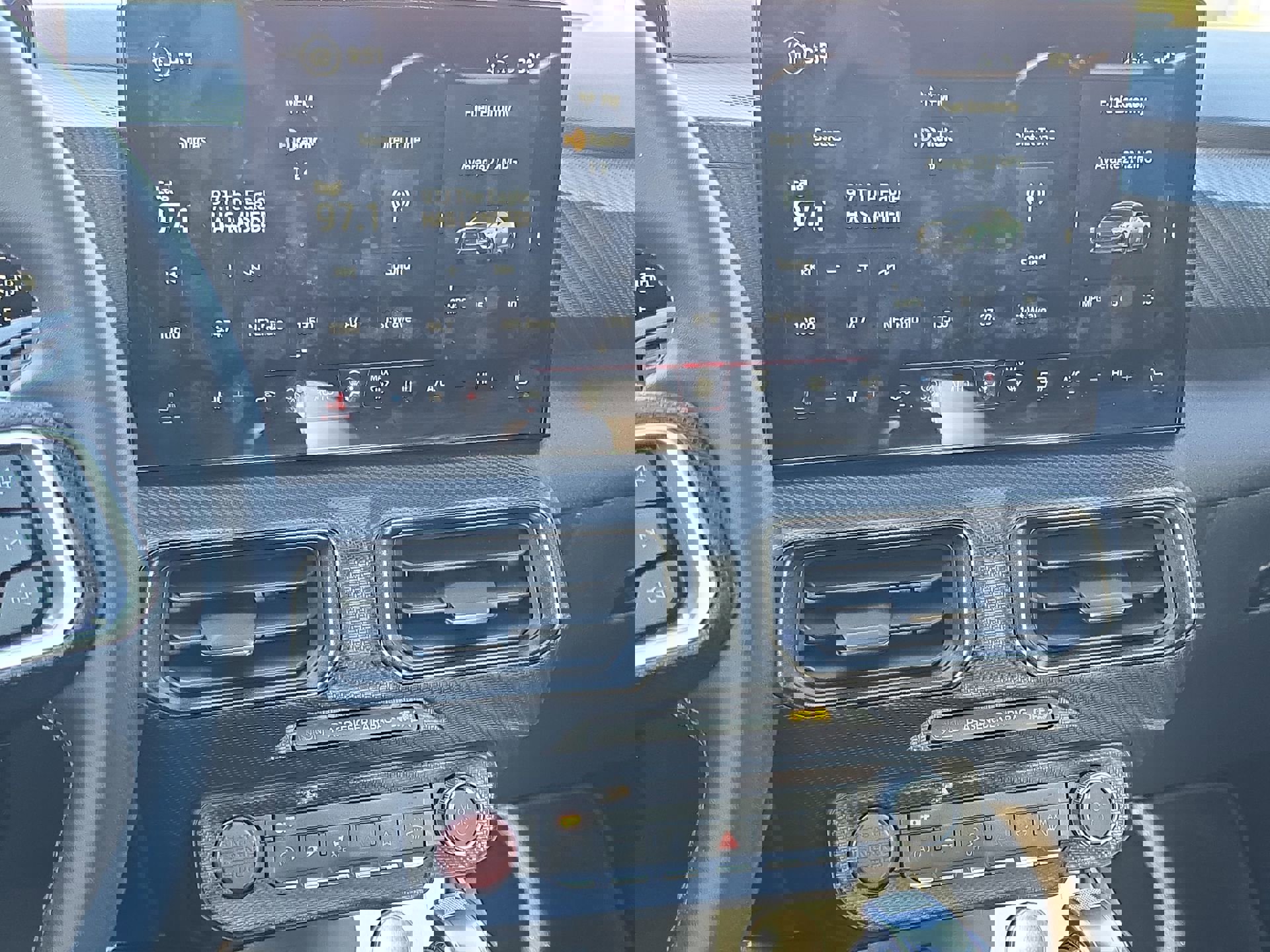 Certified 2024 Ford Mustang Coupe image 17