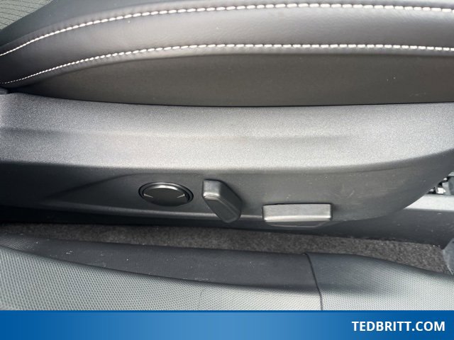 Certified 2025 Ford Mustang Mach-E GT image 22