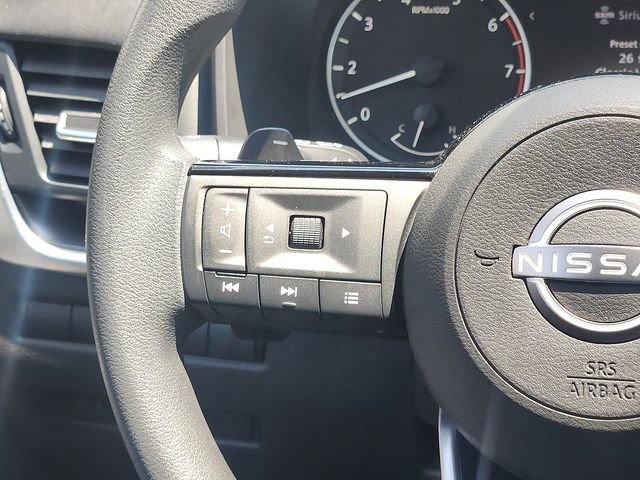 Used 2023 Nissan Rogue SV AWD/4WD image 14