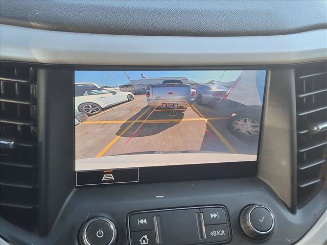 Used 2023 GMC Acadia SLT AWD/4WD image 10