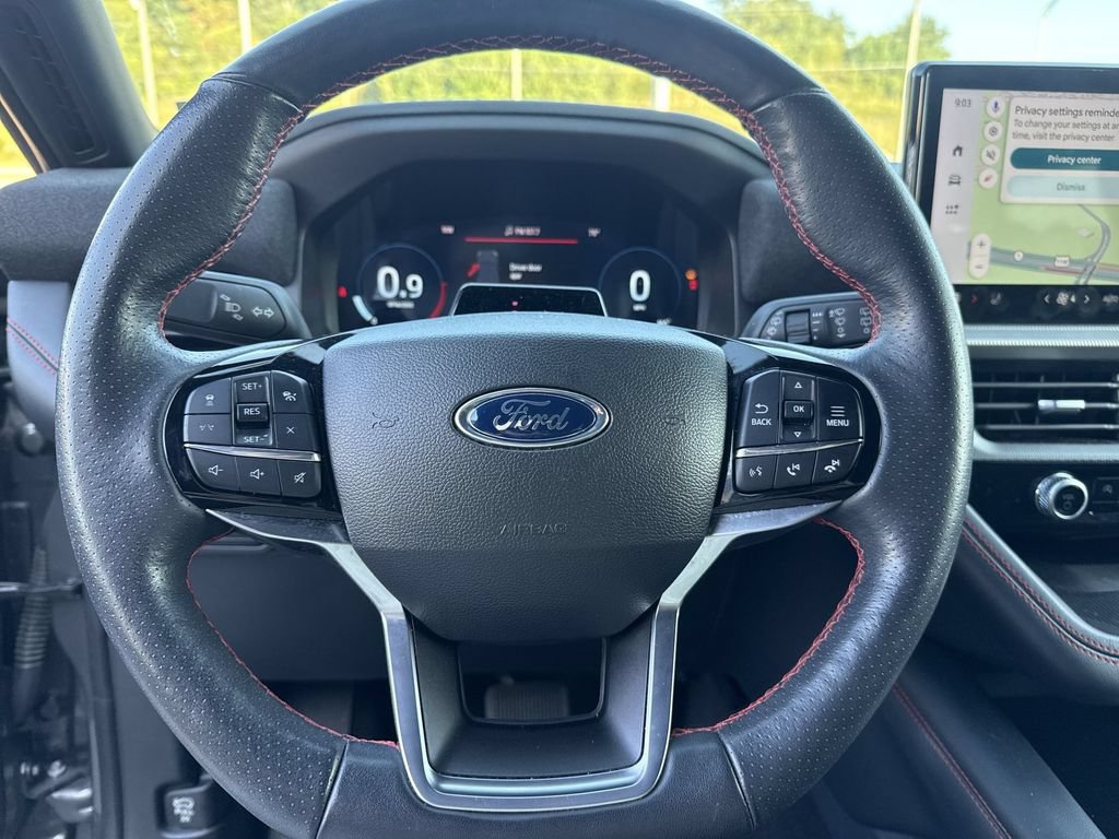 Certified 2025 Ford Explorer ST-Line AWD/4WD image 15
