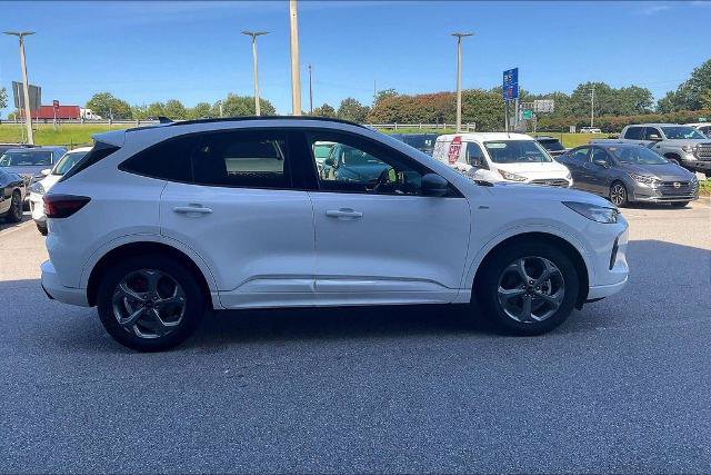 Certified 2023 Ford Escape ST-Line w/ Tech Pack #1 FWD image 7