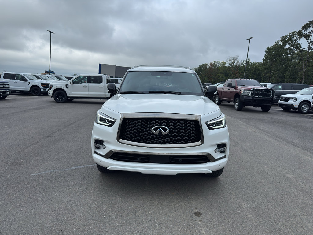 Used 2024 INFINITI QX80 Sensory AWD/4WD image 2