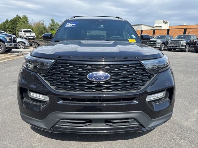 Certified 2024 Ford Explorer ST-Line w/ Class IV Trailer Tow Package image 8