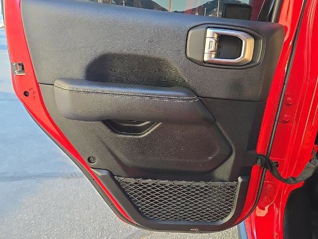 Used 2019 Jeep Wrangler Unlimited Rubicon image 32