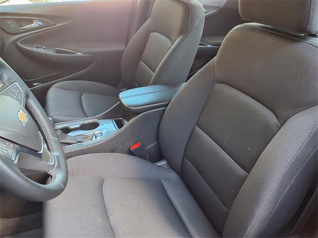 Used 2024 Chevrolet Malibu LT w/ Midnight Edition image 7