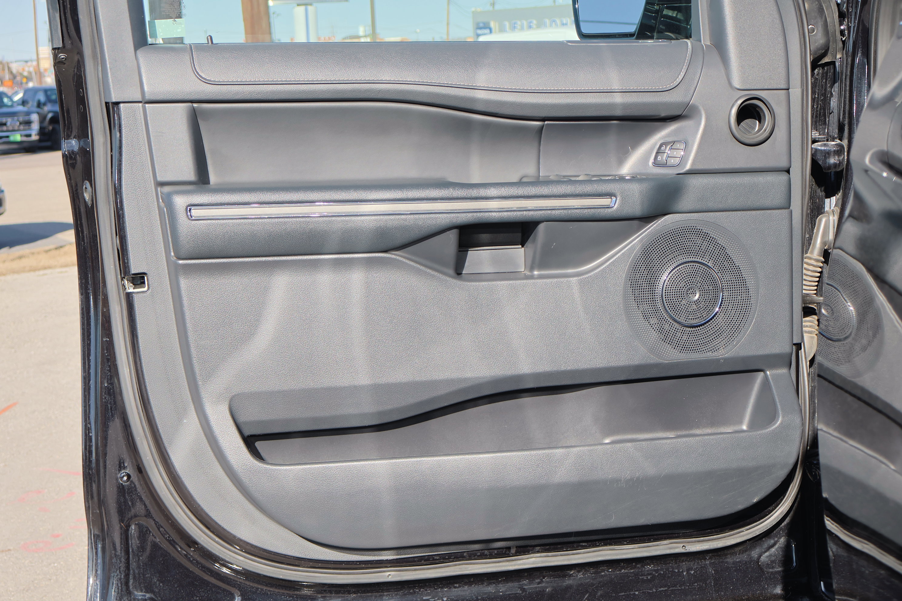 Certified 2024 Ford Expedition Max XLT image 13