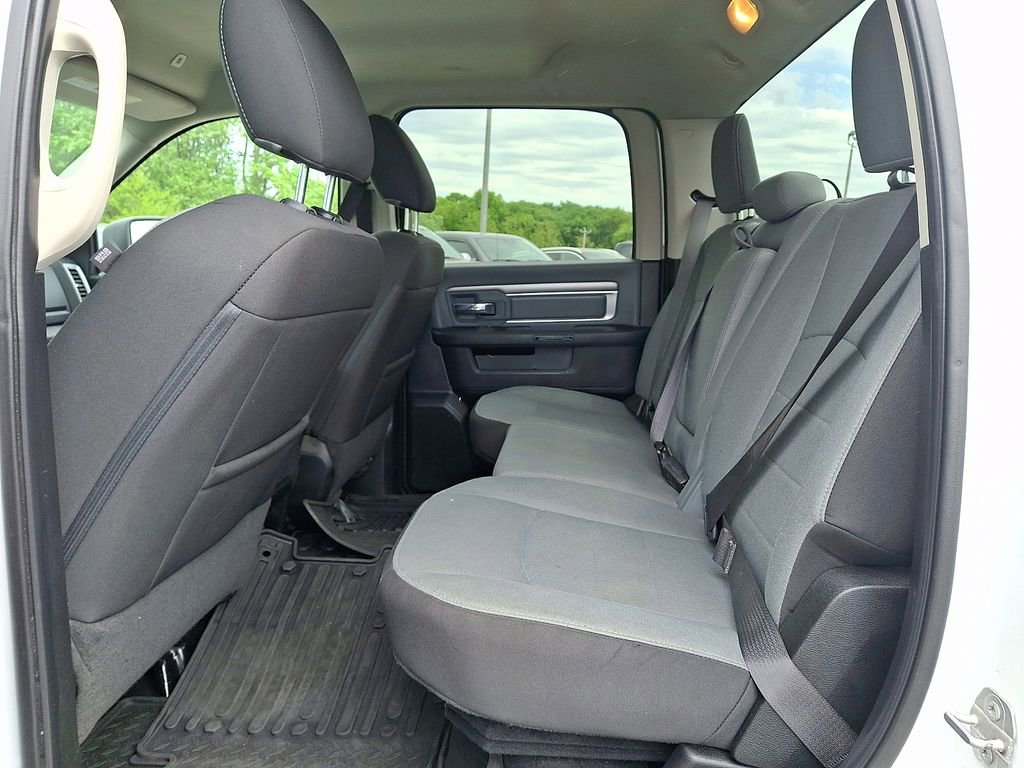 Used 2022 RAM 1500 Classic SLT w/ Protection Group AWD/4WD image 10