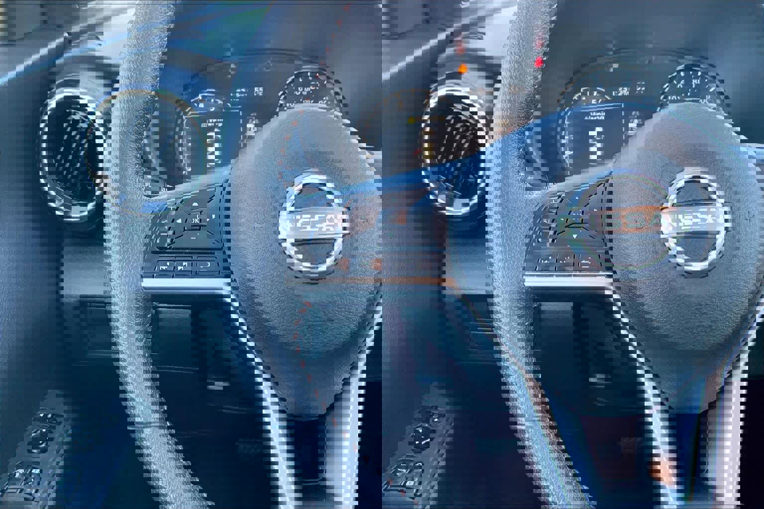 Used 2023 Nissan Kicks SR w/ SR Premium Package image 23