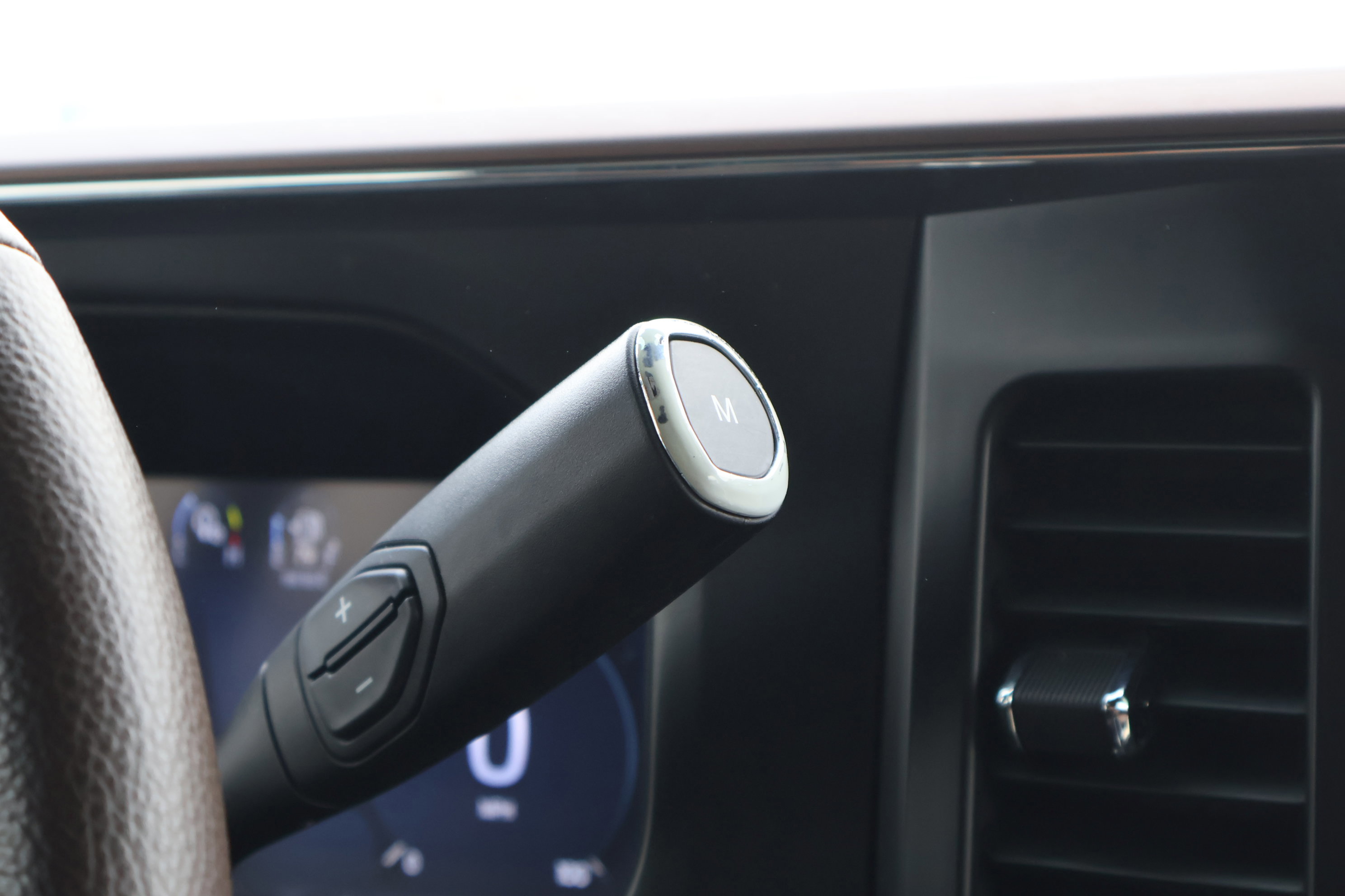 Certified 2025 Ford F250 King Ranch w/ Chrome Package image 21