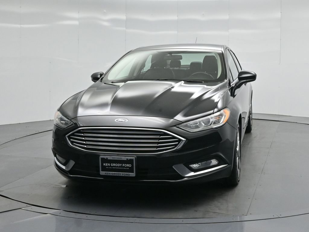 Certified 2017 Ford Fusion SE w/ Equipment Group 201A FWD image 53