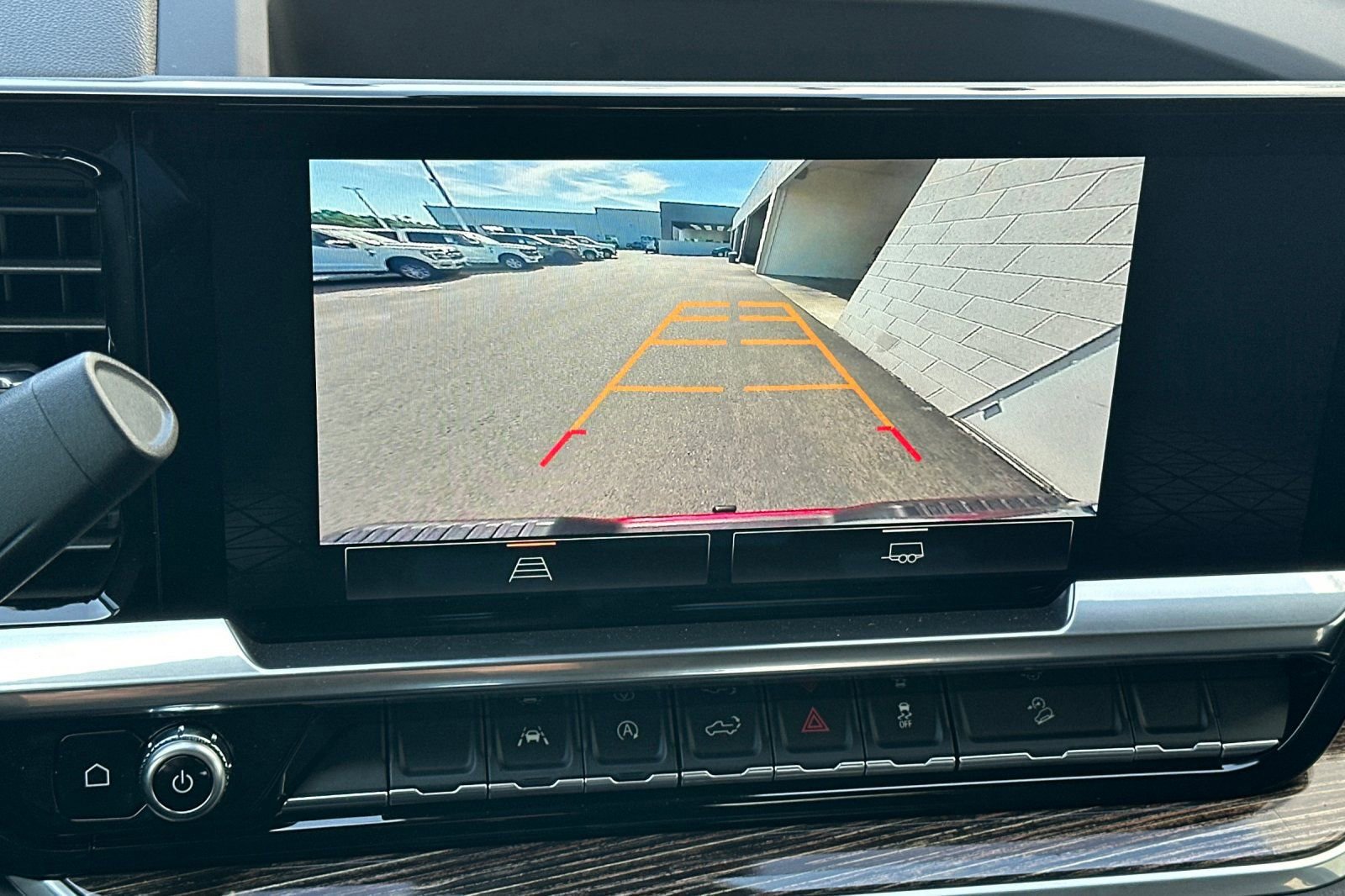 Used 2022 GMC Sierra 1500 Elevation w/ X31 Off-Road Package image 19