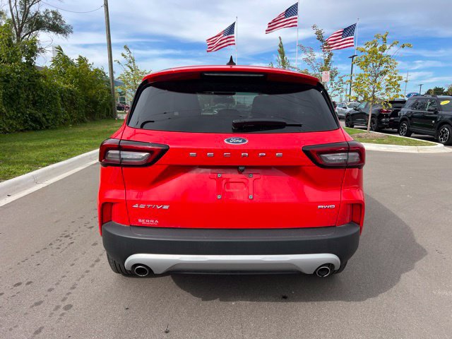 Certified 2024 Ford Escape Active AWD/4WD image 5