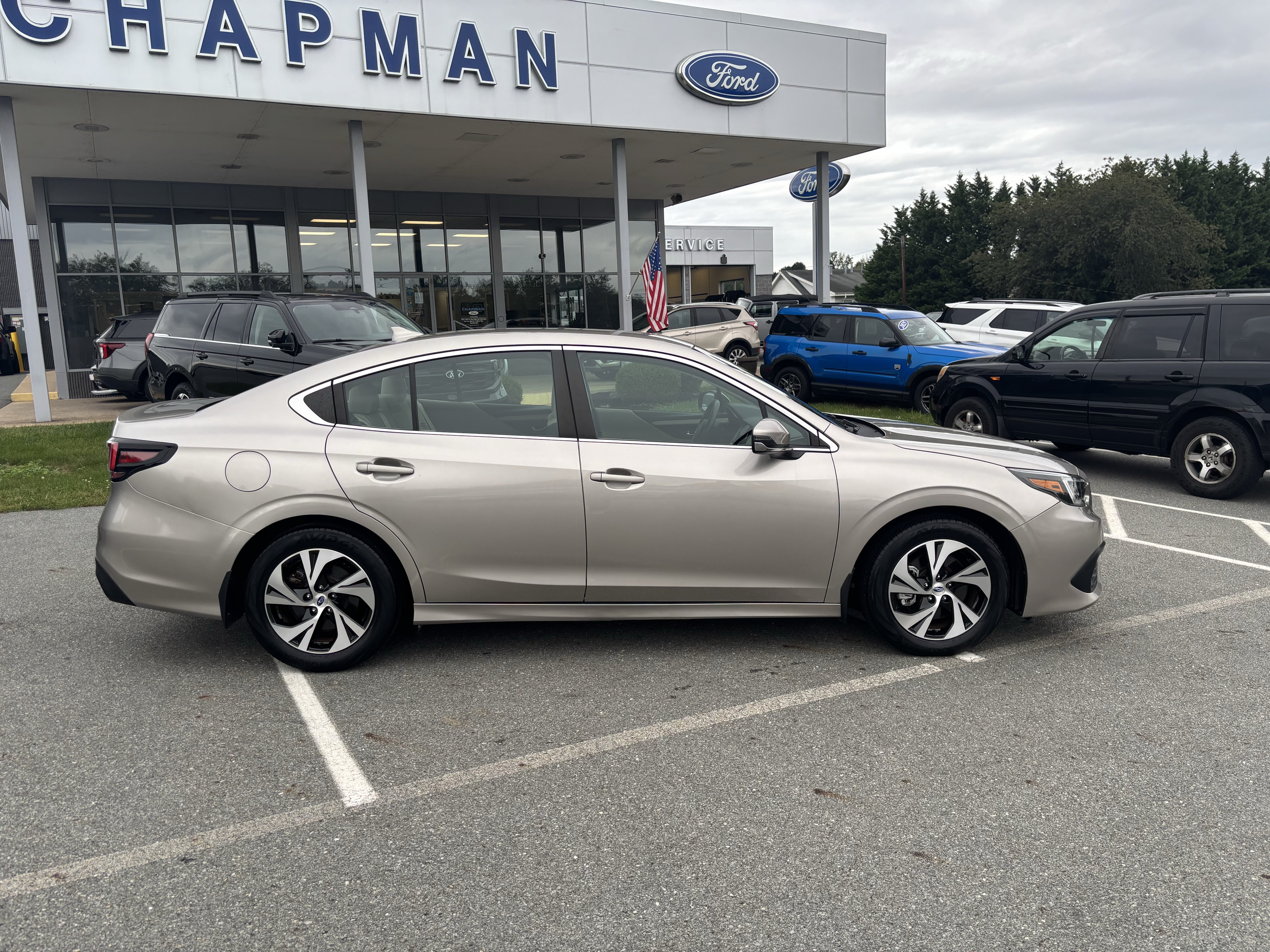 Used 2020 Subaru Legacy Premium AWD/4WD image 9
