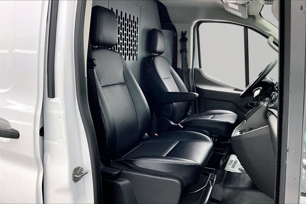 Certified 2024 Ford Transit 250 Low Roof w/ Load Area Protection Package RWD image 6