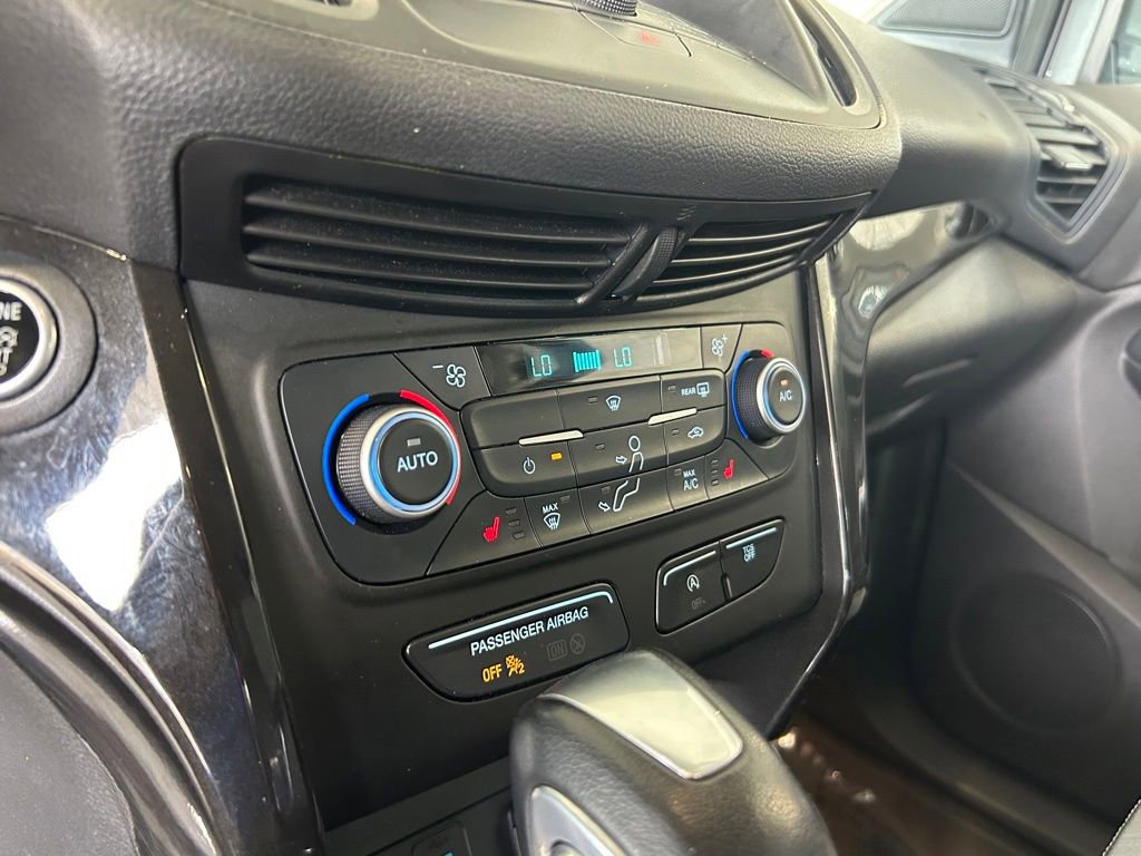 Certified 2019 Ford Escape SE AWD/4WD image 37