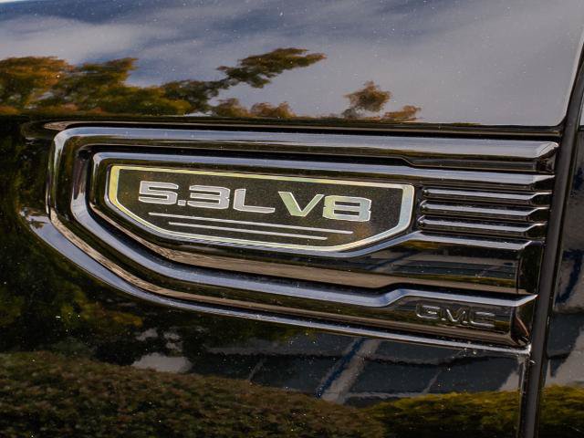 Used 2024 GMC Sierra 1500 Elevation AWD/4WD image 10