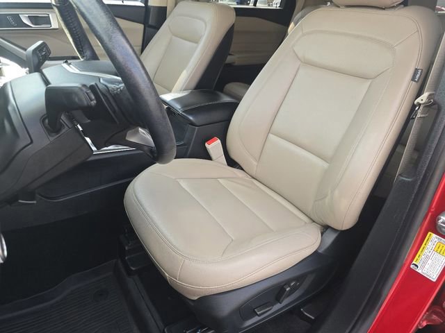 Certified 2020 Ford Explorer XLT w/ Equipment Group 202A AWD/4WD image 22
