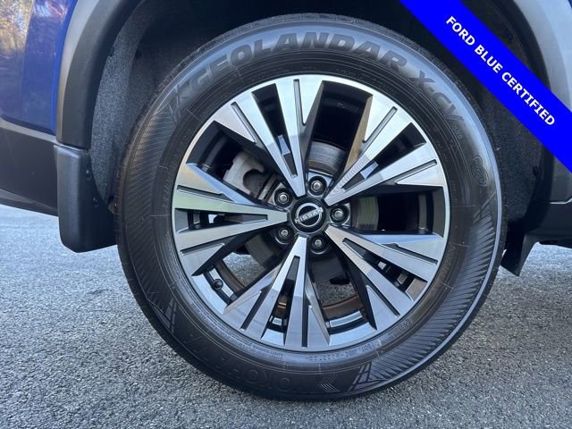 Used 2023 Nissan Rogue SV image 10