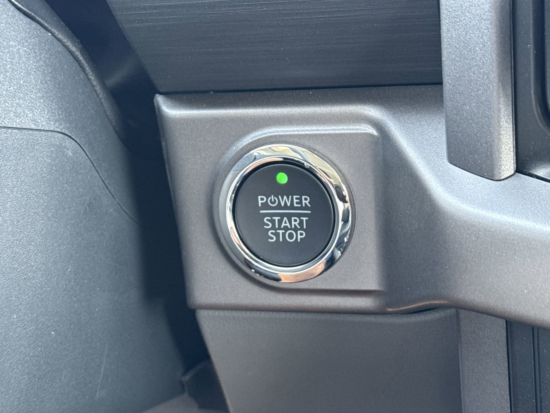 Certified 2025 Ford F150 Lightning XLT image 60