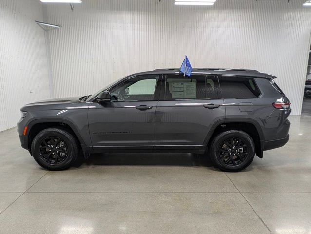 Used 2025 Jeep Grand Cherokee L Altitude