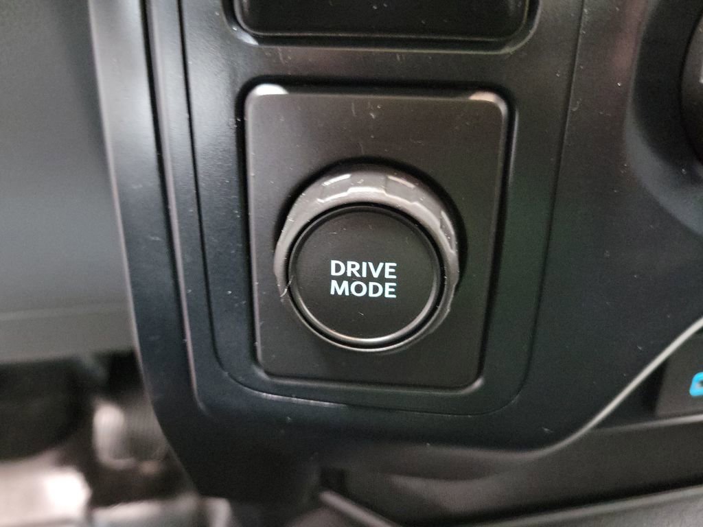 Certified 2022 Ford F150 XL image 9