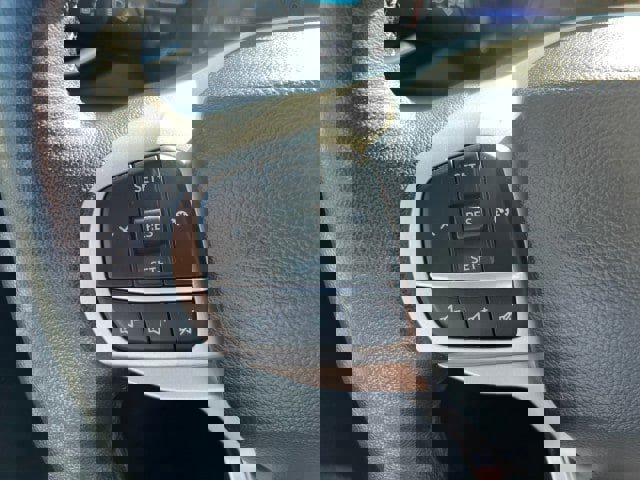 Certified 2022 Ford Explorer XLT w/ Equipment Group 202A image 19