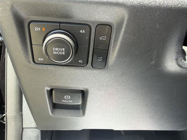 Certified 2025 Ford Expedition Active AWD/4WD image 16