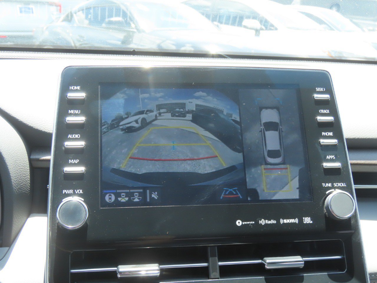 Used 2022 Toyota Avalon Limited w/ Advanced Safety Package FWD image 29