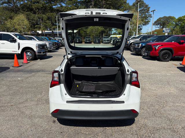 Used 2022 Toyota Prius XLE w/ Advanced Technology Package image 9