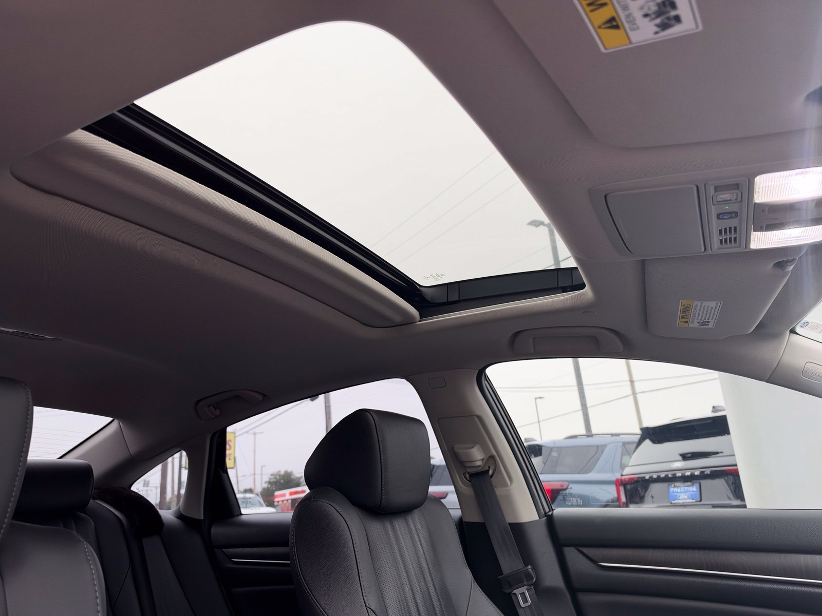 Used 2020 Honda Accord Touring image 38
