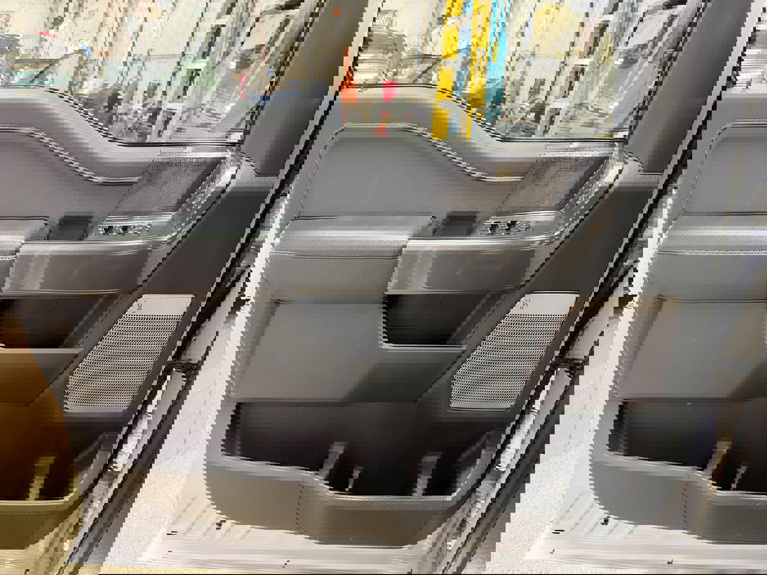 Certified 2022 Ford F150 XLT w/ Equipment Group 302A High image 14