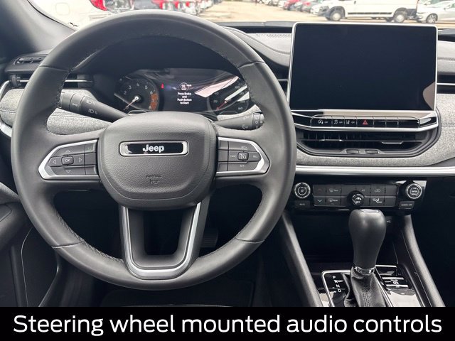 Used 2024 Jeep Compass Latitude AWD/4WD image 22