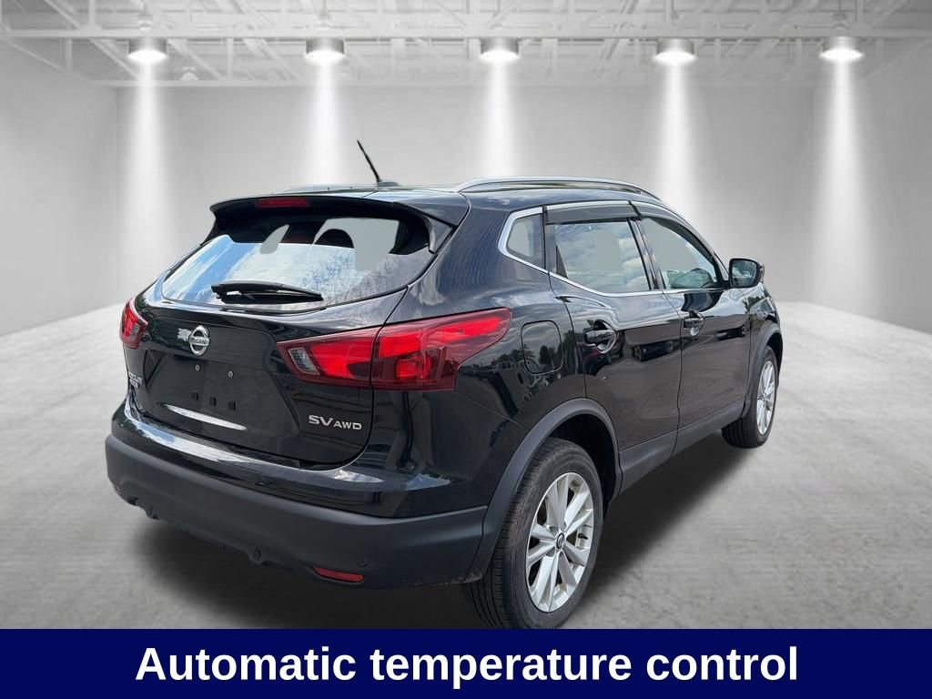 Used 2019 Nissan Rogue Sport SV AWD/4WD image 5