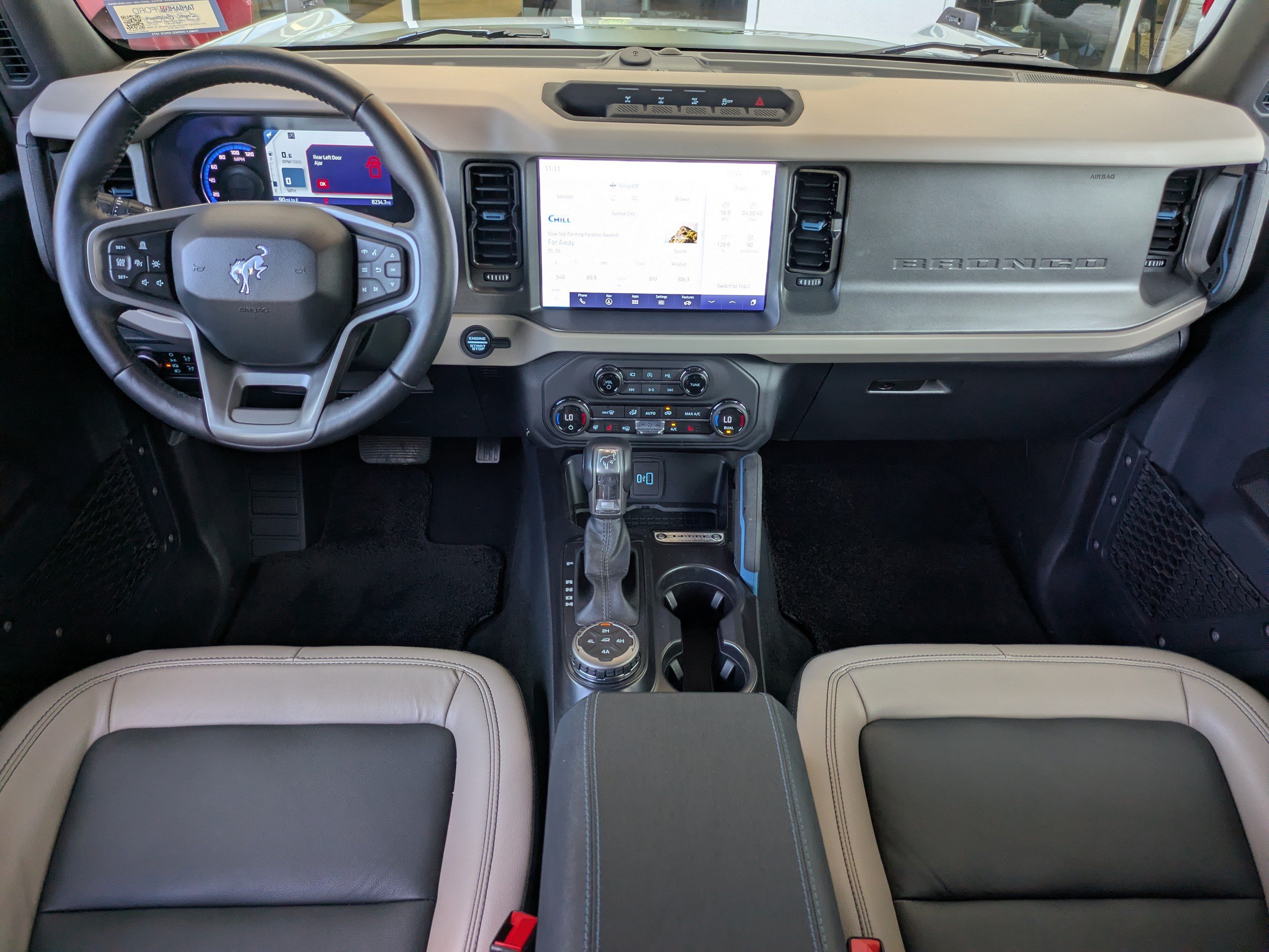 Certified 2024 Ford Bronco Wildtrak AWD/4WD image 15