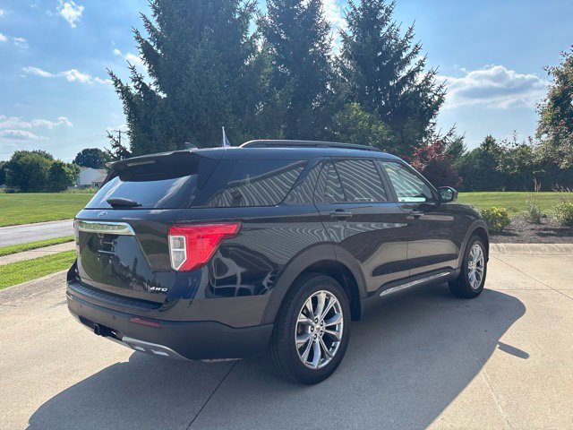 Certified 2023 Ford Explorer XLT w/ Equipment Group 202A AWD/4WD image 7