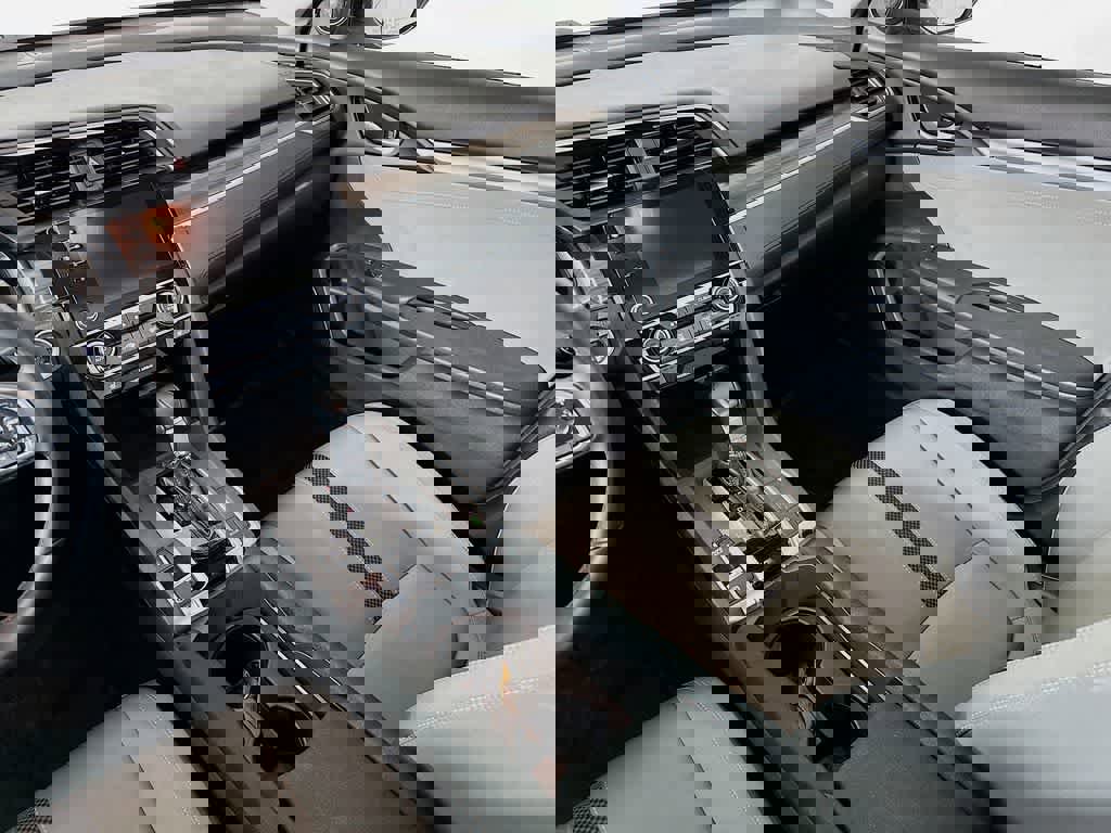 Used 2021 Honda Civic EX image 11