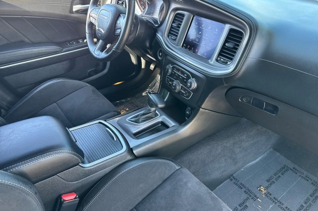 Used 2022 Dodge Charger R/T w/ Plus Group image 17