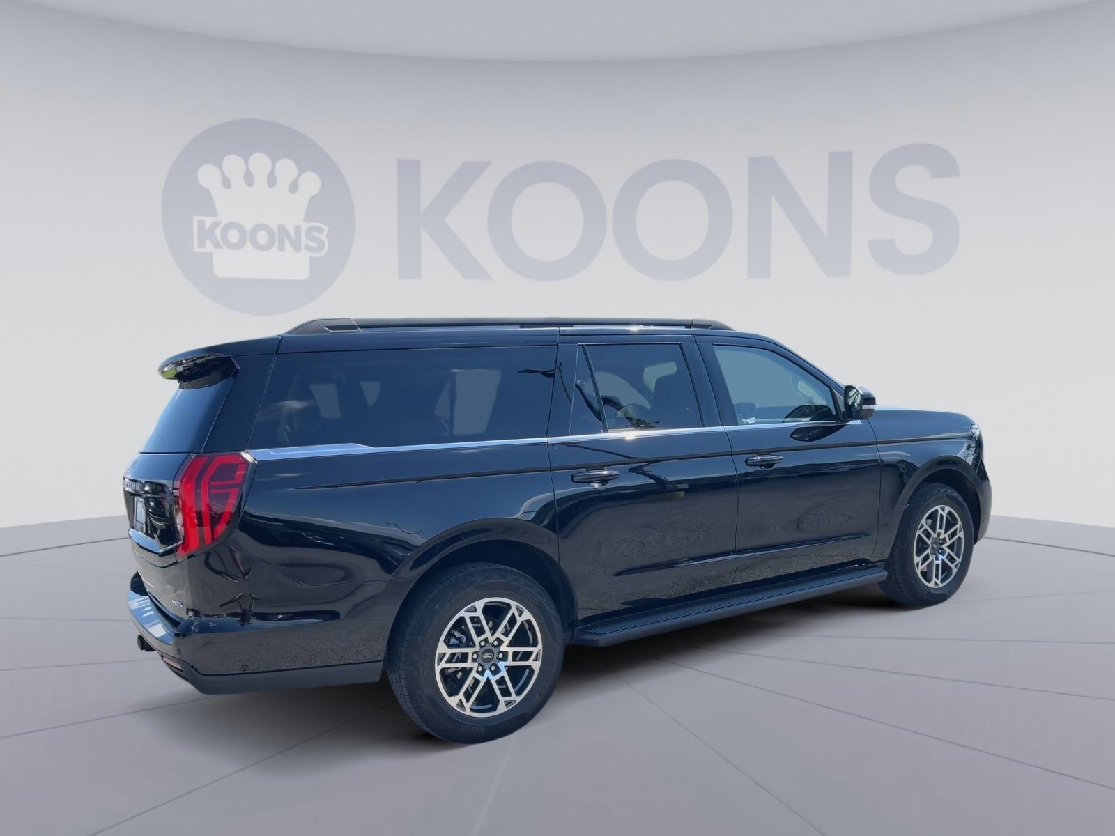 Certified 2025 Ford Expedition Max Active AWD/4WD image 6