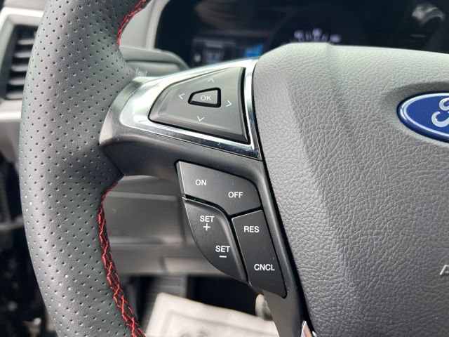 Certified 2024 Ford Edge ST-Line AWD/4WD image 9