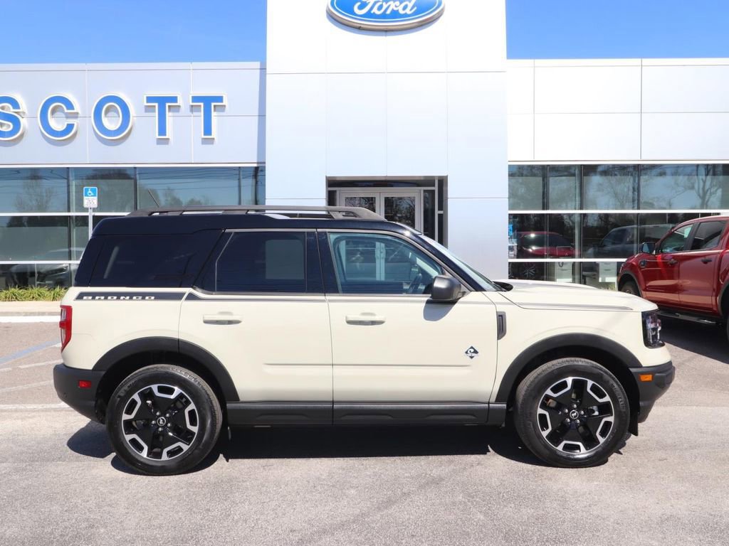 Certified 2024 Ford Bronco Sport Outer Banks w/ Tech Package image 6