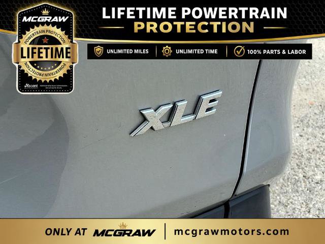Used 2024 Toyota RAV4 XLE FWD image 8