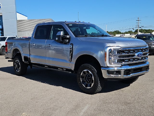 Certified 2023 Ford F250 Lariat w/ Tremor Off-Road Package AWD/4WD image 7