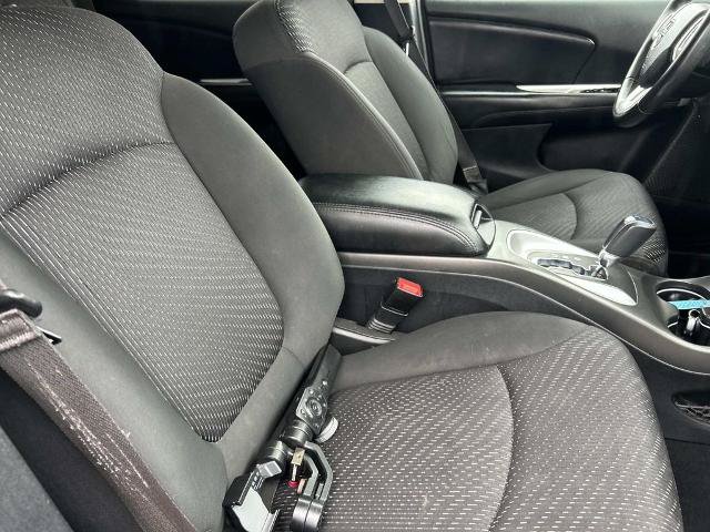 Used 2018 Dodge Journey SE w/ Connectivity Group FWD image 23