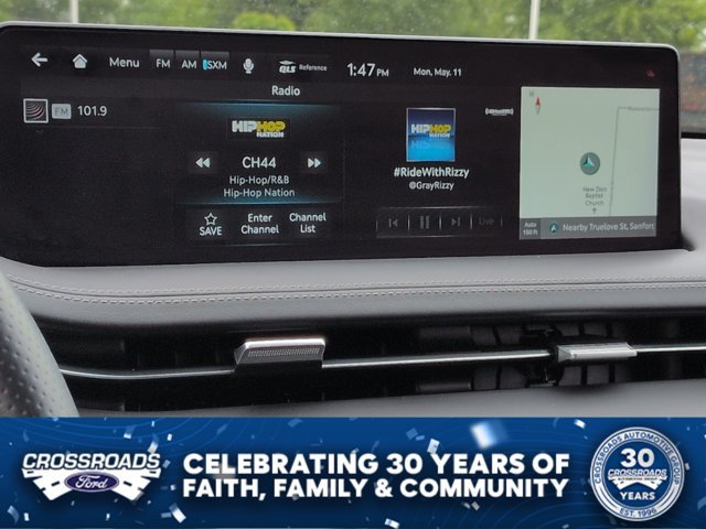 Used 2022 Genesis GV70 3.5T Sport w/ Sport Advanced Package AWD/4WD image 23